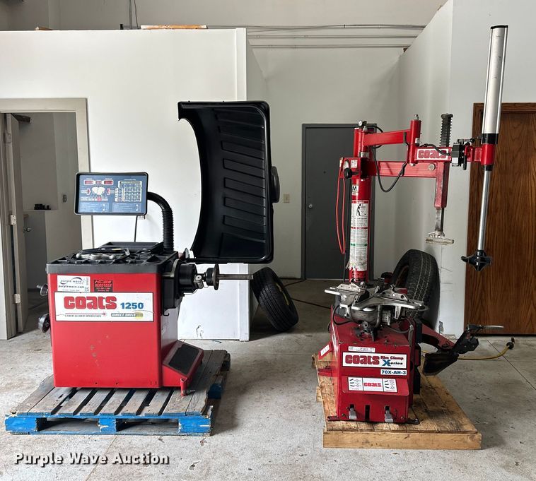 image for item DF8632 (2) Coats tire machines 