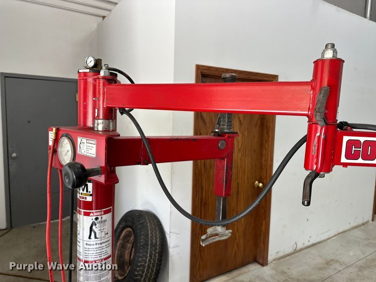 image for item DF8632 (2) Coats tire machines 