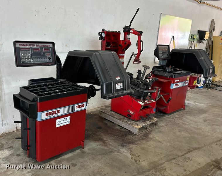 image for item DF8636 (3) tire machines