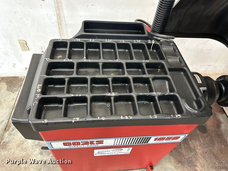 image for item DF8636 (3) tire machines