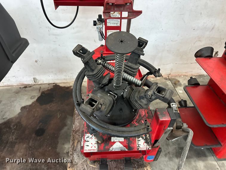 image for item DF8636 (3) tire machines