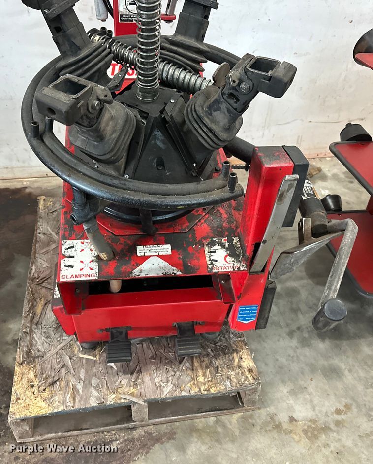 image for item DF8636 (3) tire machines