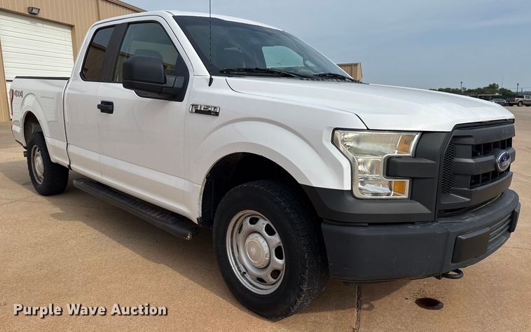 image for item DJ7784 2015 Ford F150 XL SuperCab pickup truck