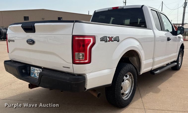 image for item DJ7784 2015 Ford F150 XL SuperCab pickup truck