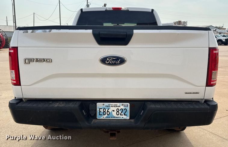 image for item DJ7784 2015 Ford F150 XL SuperCab pickup truck