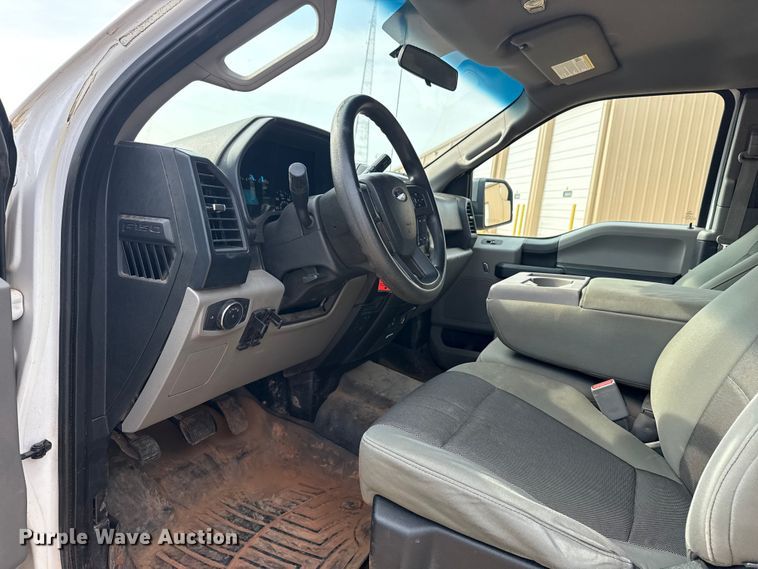 image for item DJ7784 2015 Ford F150 XL SuperCab pickup truck