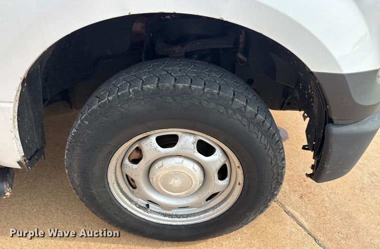 image for item DJ7784 2015 Ford F150 XL SuperCab pickup truck