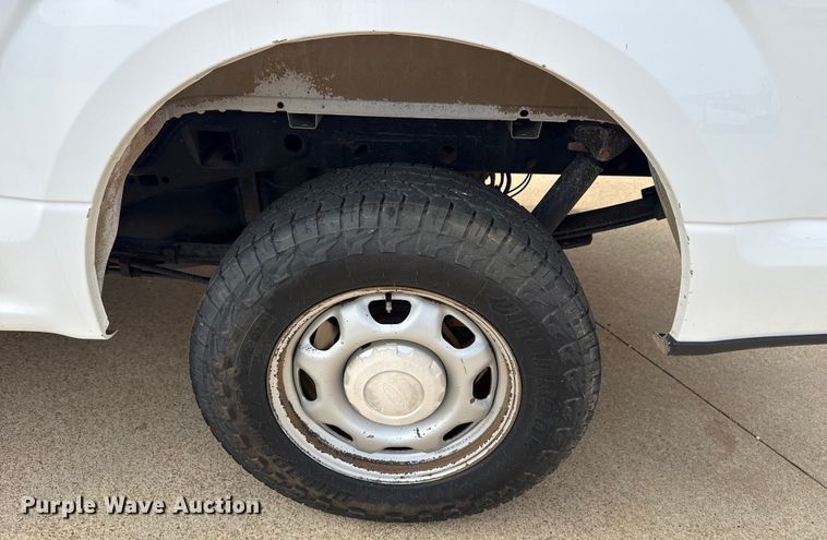 image for item DJ7784 2015 Ford F150 XL SuperCab pickup truck