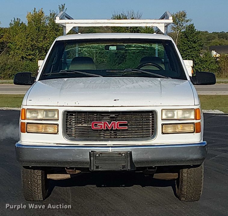 image for item DJ7859 1999 GMC Sierra 2500 utility bed pickup truck