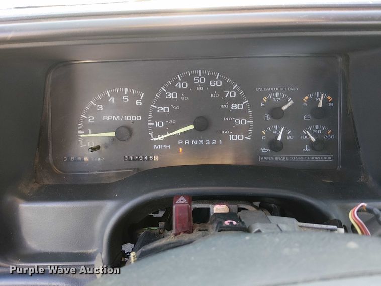 image for item DJ7859 1999 GMC Sierra 2500 utility bed pickup truck