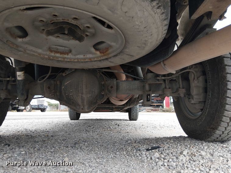 image for item DJ7867 2015 GMC Sierra 2500HD Double Cab pickup truck