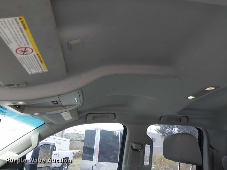 image for item DJ7867 2015 GMC Sierra 2500HD Double Cab pickup truck