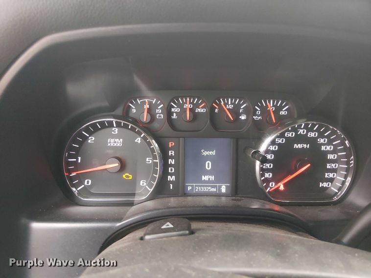 image for item DJ7867 2015 GMC Sierra 2500HD Double Cab pickup truck