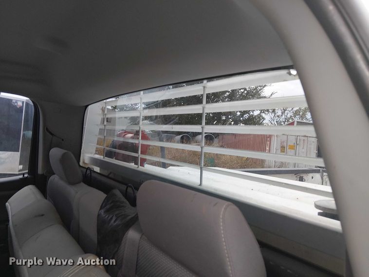 image for item DJ7867 2015 GMC Sierra 2500HD Double Cab pickup truck