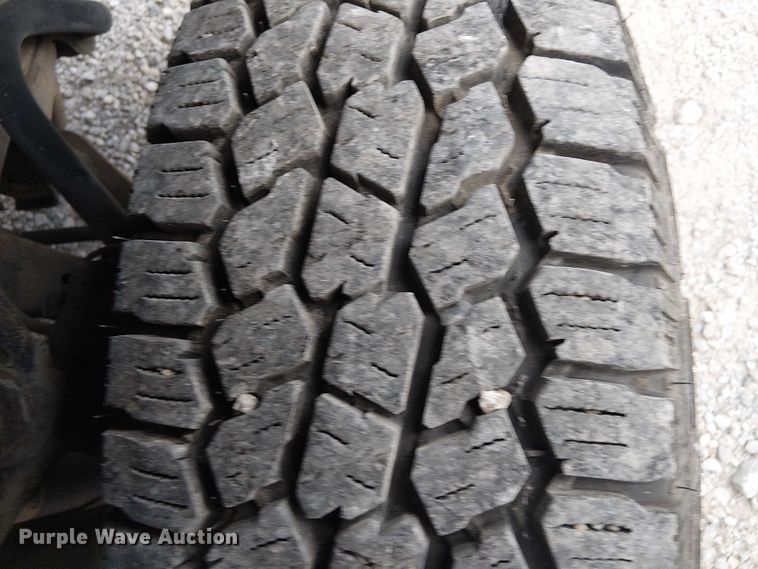 image for item DJ7867 2015 GMC Sierra 2500HD Double Cab pickup truck