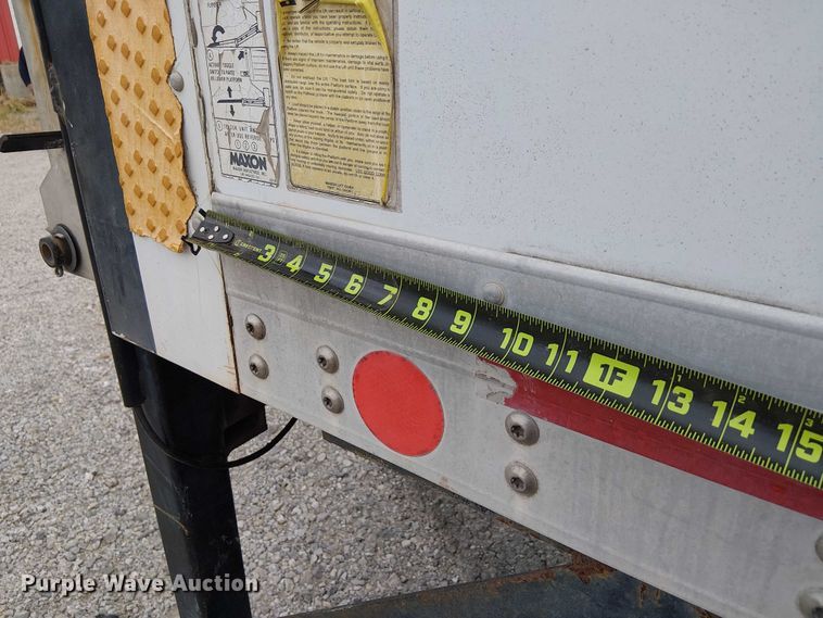 image for item DJ7868 2003 International 4200 box truck