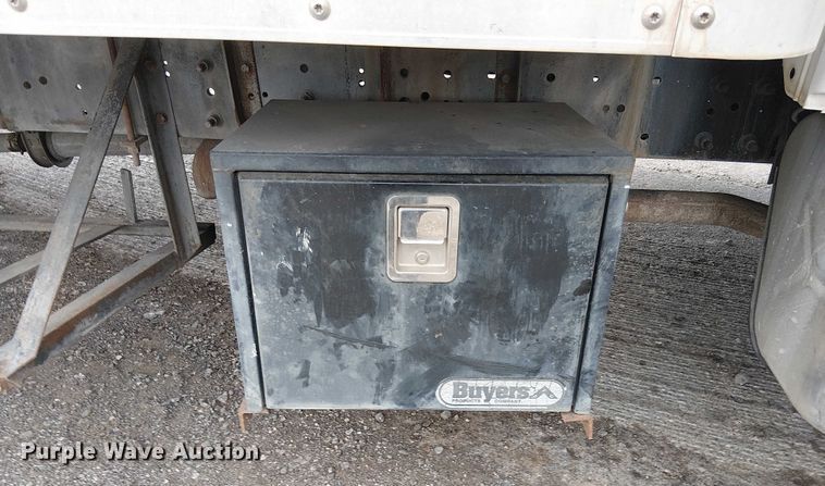 image for item DJ7868 2003 International 4200 box truck