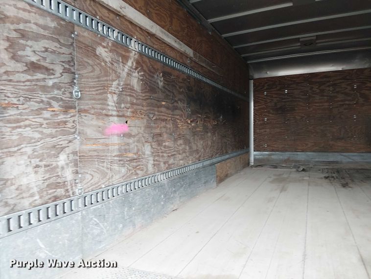 image for item DJ7868 2003 International 4200 box truck