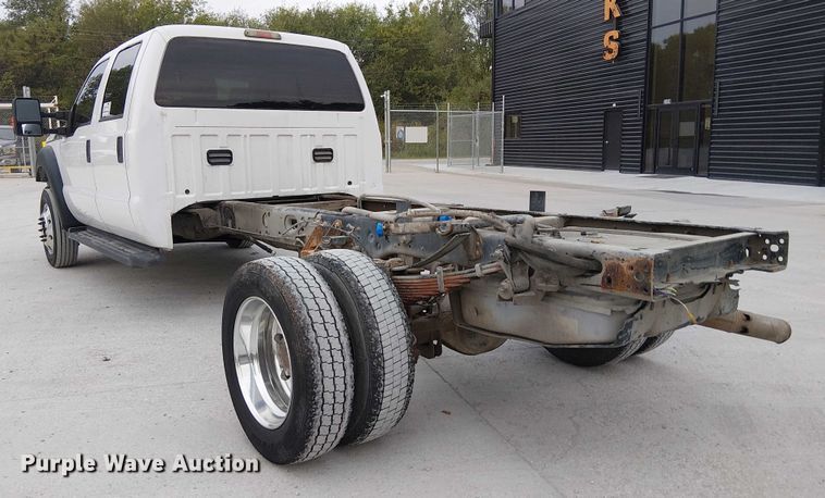 image for item DJ7872 2011 Ford F550 Super Duty Crew Cab truck cab and chassis