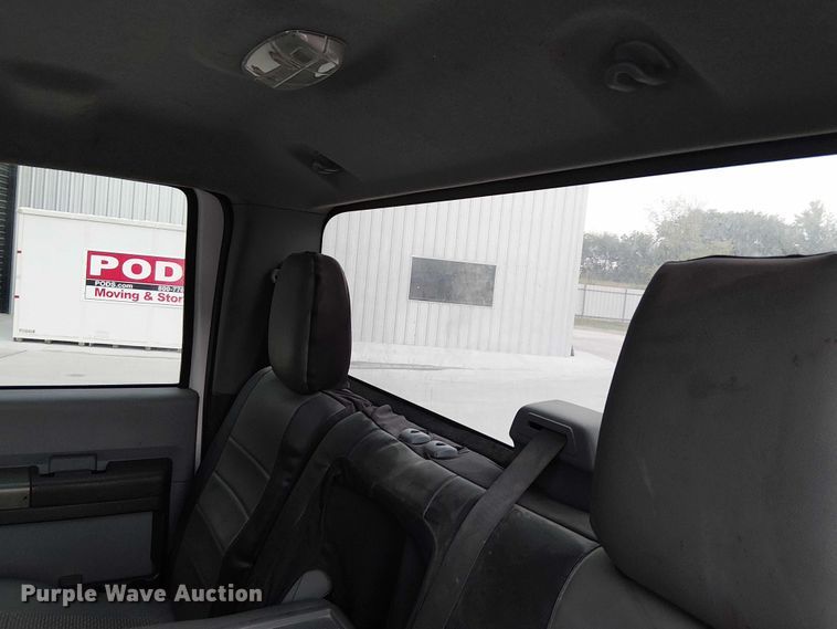 image for item DJ7872 2011 Ford F550 Super Duty Crew Cab truck cab and chassis