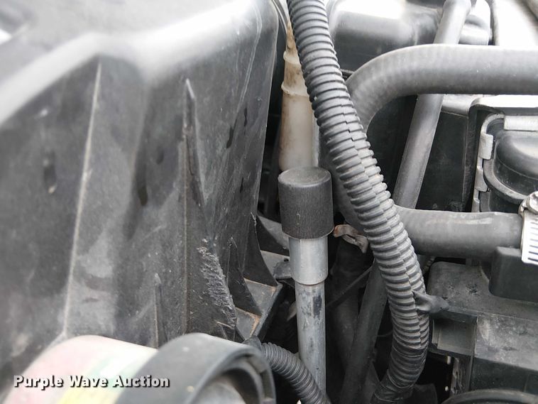 image for item DJ7872 2011 Ford F550 Super Duty Crew Cab truck cab and chassis