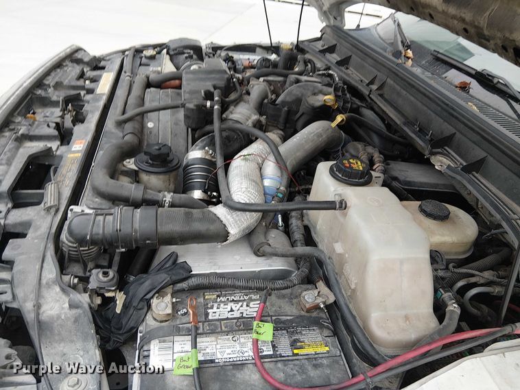 image for item DJ7872 2011 Ford F550 Super Duty Crew Cab truck cab and chassis