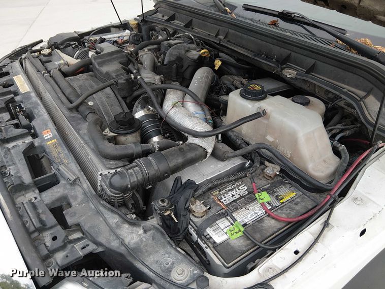 image for item DJ7872 2011 Ford F550 Super Duty Crew Cab truck cab and chassis