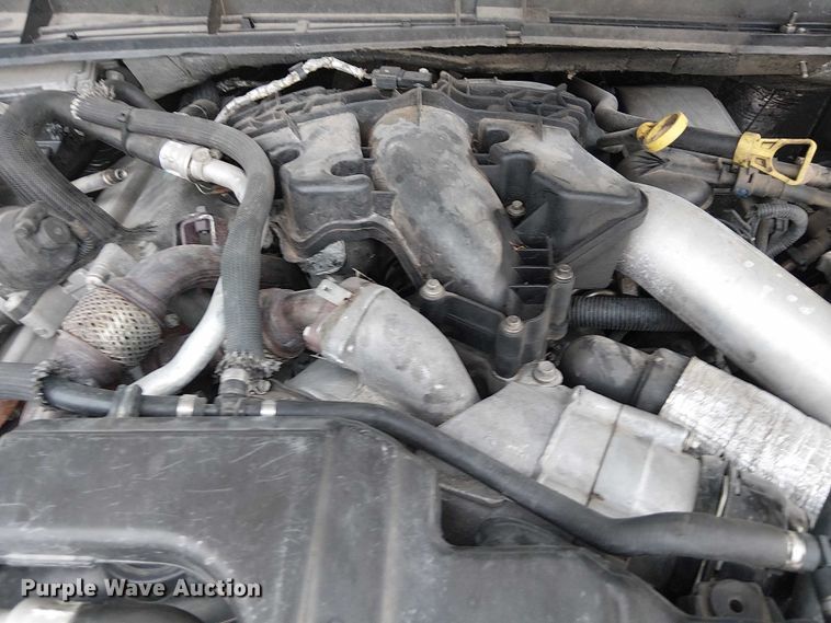 image for item DJ7872 2011 Ford F550 Super Duty Crew Cab truck cab and chassis