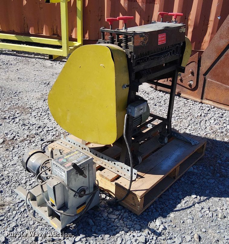 image for item DJ7882 (2) wire strippers