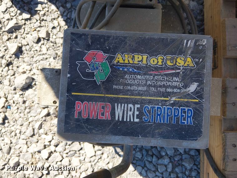 image for item DJ7882 (2) wire strippers