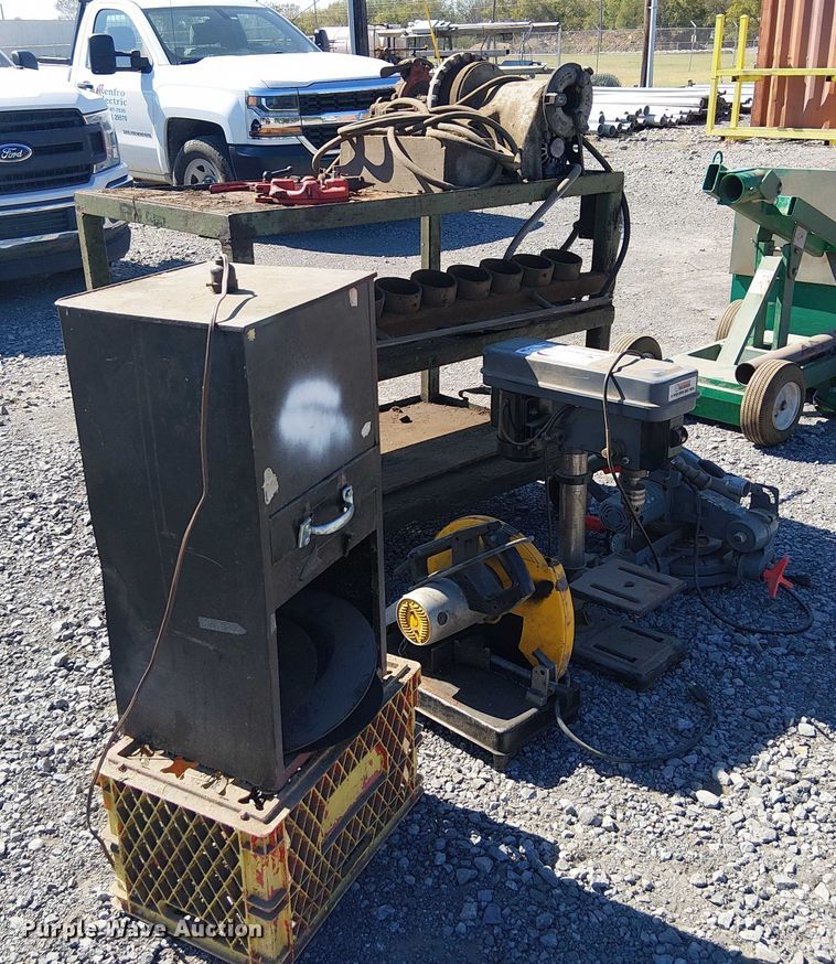 image for item DJ7886 Tools