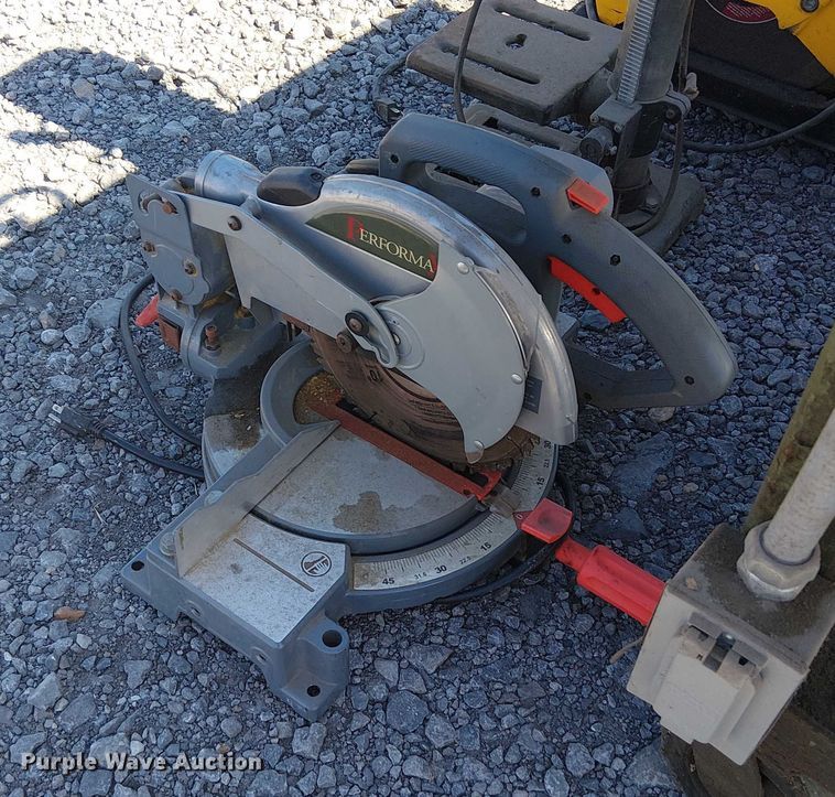 image for item DJ7886 Tools