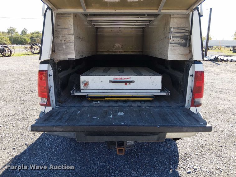 image for item DJ7887 2013 GMC Sierra 2500HD pickup truck