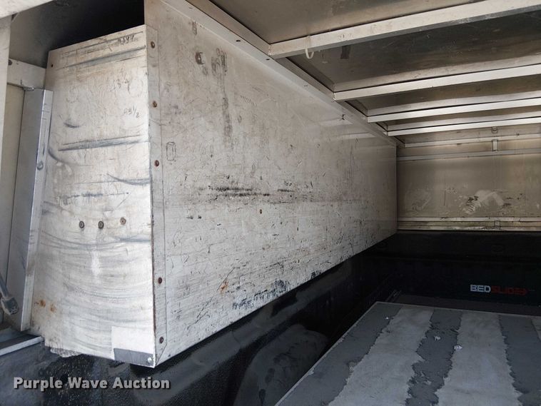 image for item DJ7887 2013 GMC Sierra 2500HD pickup truck