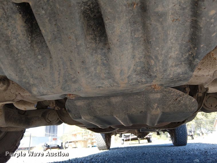 image for item DJ7887 2013 GMC Sierra 2500HD pickup truck