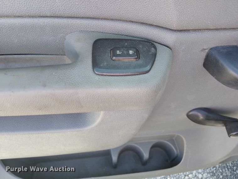 image for item DJ7887 2013 GMC Sierra 2500HD pickup truck