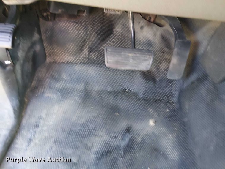 image for item DJ7887 2013 GMC Sierra 2500HD pickup truck