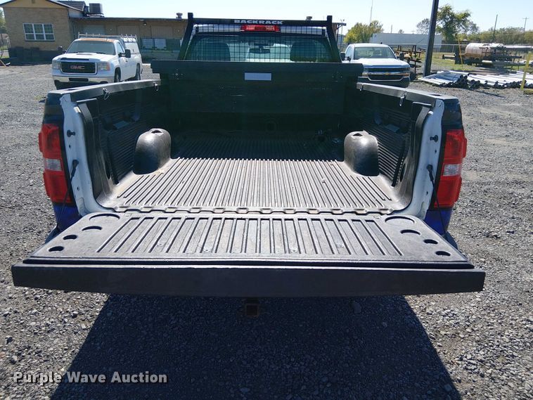 image for item DJ7888 2018 GMC Sierra 1500 pickup truck