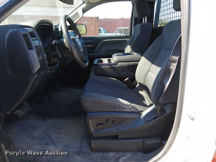 image for item DJ7888 2018 GMC Sierra 1500 pickup truck