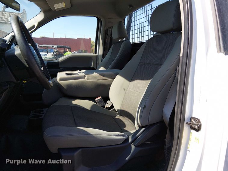 image for item DJ7889 2019 Ford F150 pickup truck