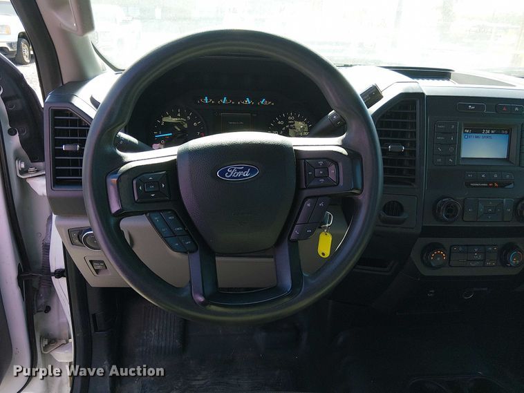 image for item DJ7889 2019 Ford F150 pickup truck