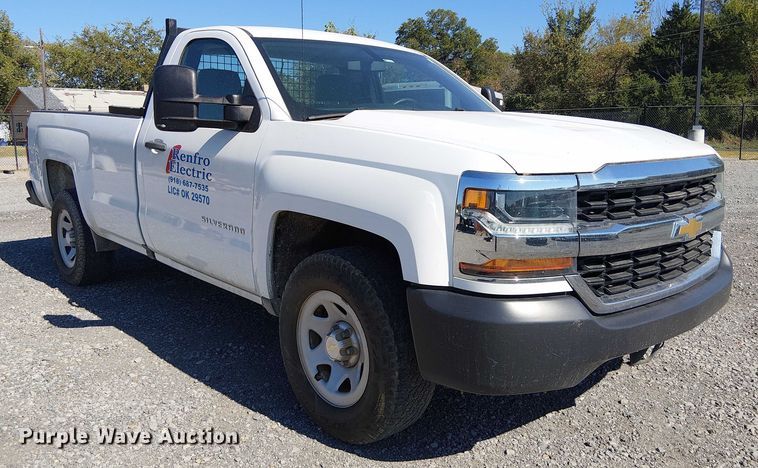 image for item DJ7890 2018 Chevrolet Silverado 1500 pickup truck