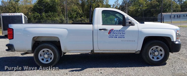 image for item DJ7890 2018 Chevrolet Silverado 1500 pickup truck