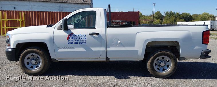 image for item DJ7890 2018 Chevrolet Silverado 1500 pickup truck