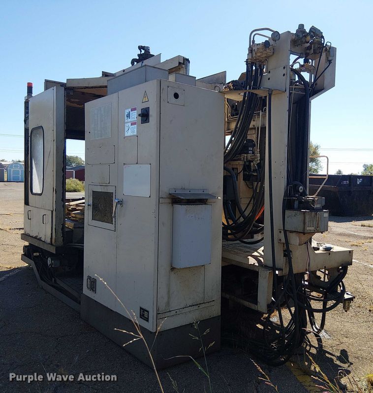 image for item DJ7894 1992 Mitsubishi M-H50C horizontal machining center