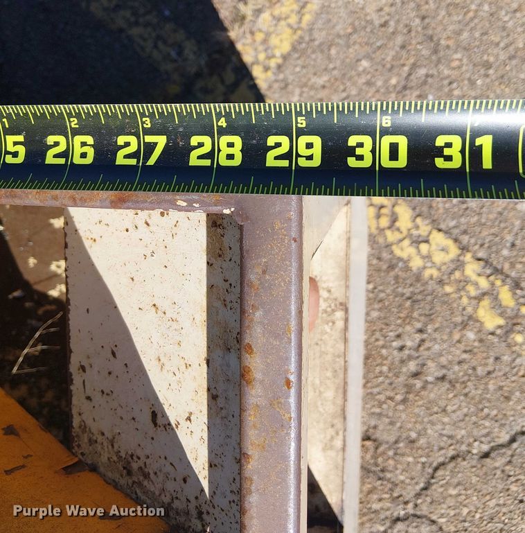 image for item DJ7894 1992 Mitsubishi M-H50C horizontal machining center