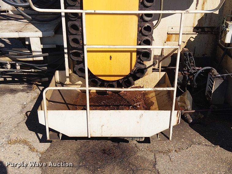 image for item DJ7894 1992 Mitsubishi M-H50C horizontal machining center