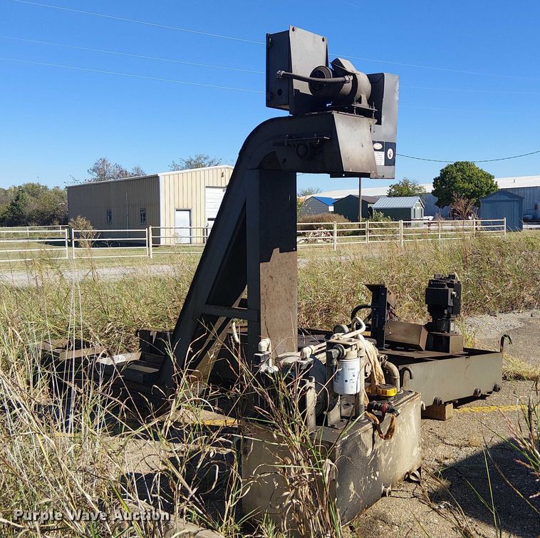 image for item DJ7894 1992 Mitsubishi M-H50C horizontal machining center