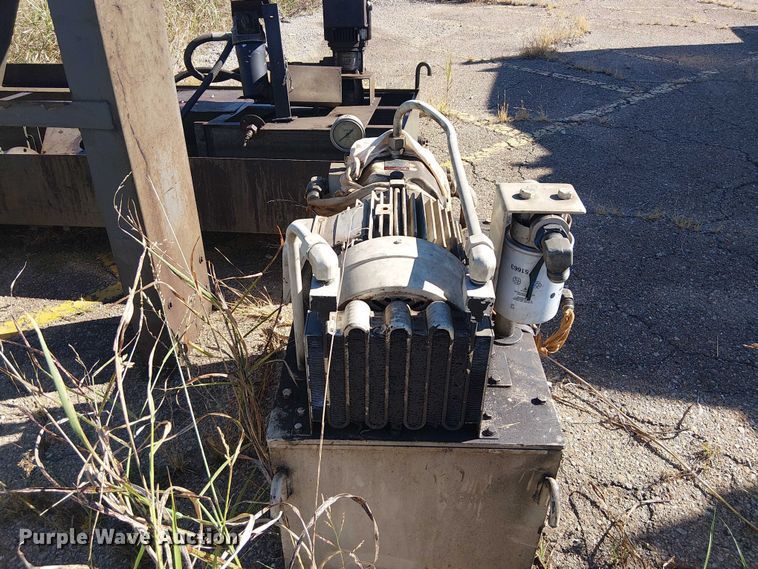 image for item DJ7894 1992 Mitsubishi M-H50C horizontal machining center