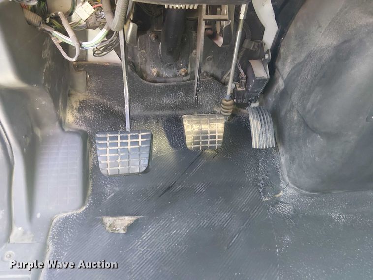 image for item DJ7896 2012 International 4300 flatbed truck